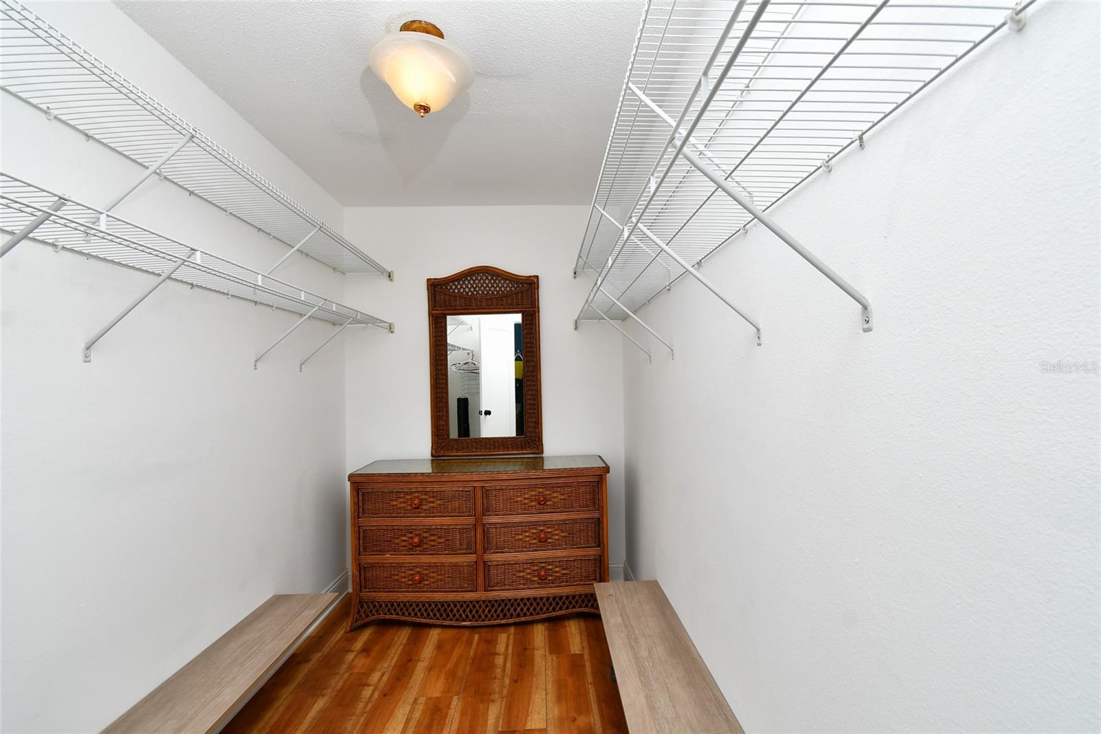 SPINNAKER CLUB CONDO - Residential