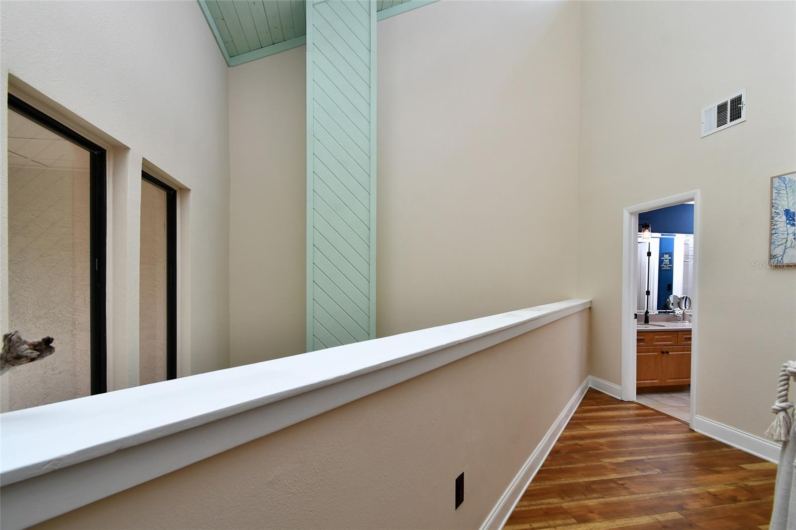 SPINNAKER CLUB CONDO - Residential