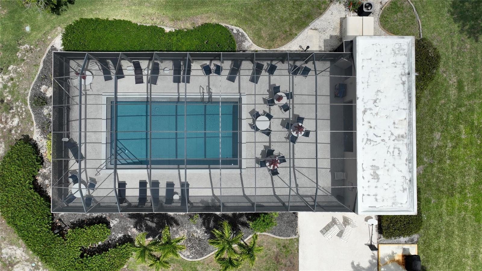 SPINNAKER CLUB CONDO - Residential