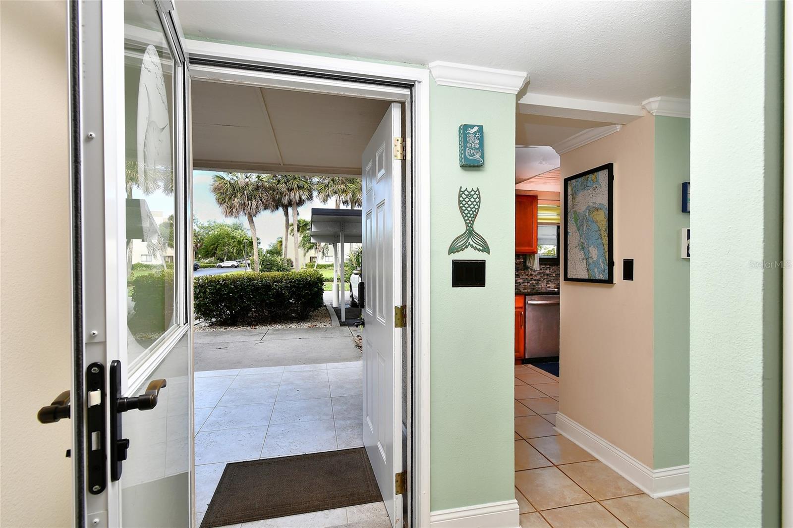 SPINNAKER CLUB CONDO - Residential