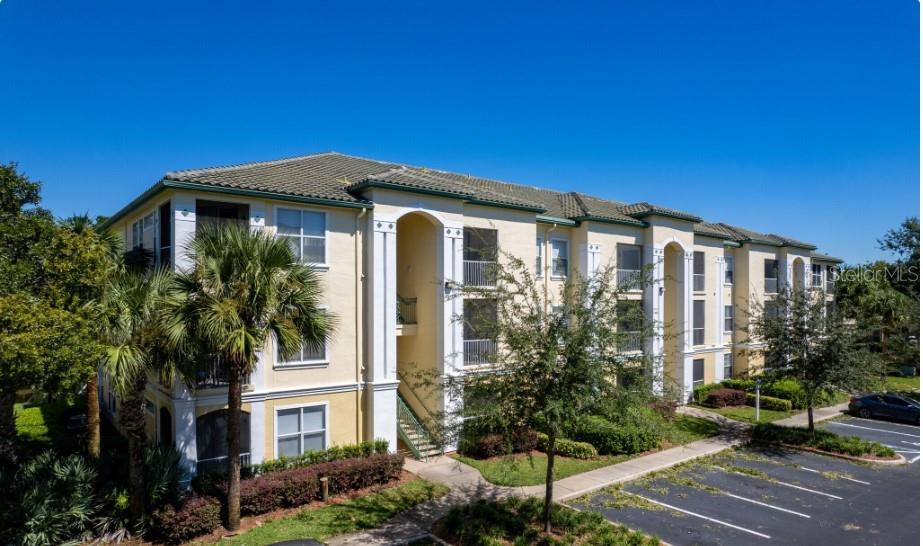 Live Just Minutes from the Magic- Fully Furnished! Welcome to this charming 1-bedroom, 1-bath condo located in a beautifully maintained gated resort-style community just moments from Orlando’s world-renowned theme parks and attractions. This inviting 636 sq ft unit features a spacious primary suite with an oversized walk-in closet and private in suite bath. Enjoy the convenience of in-unit laundry, vaulted ceilings, and stylish built-ins that add warmth and character to the living space.
The community is loaded with luxury amenities, including a beach-entry pool, full fitness center, basketball, tennis, and volleyball courts, a golf cage, and a playground with a fun splash pad for the little ones. The clubhouse offers a business center and free Wi-Fi, perfect for remote work or meetings.
Ideal for short-term rentals, long-term investing, or full-time living—this is your chance to own a piece of the magic. Don’t miss out!