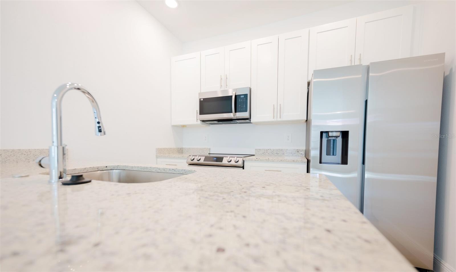 TUSCANY PRESERVE PH 03 - Residential Lease