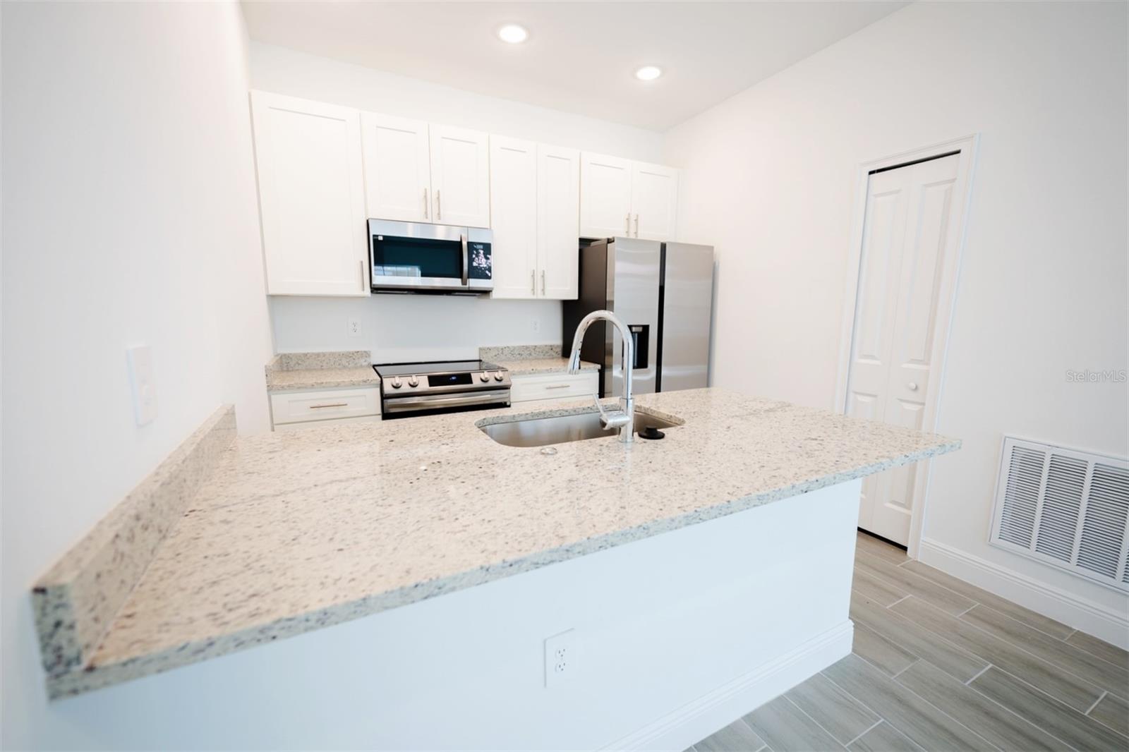 TUSCANY PRESERVE PH 03 - Residential Lease