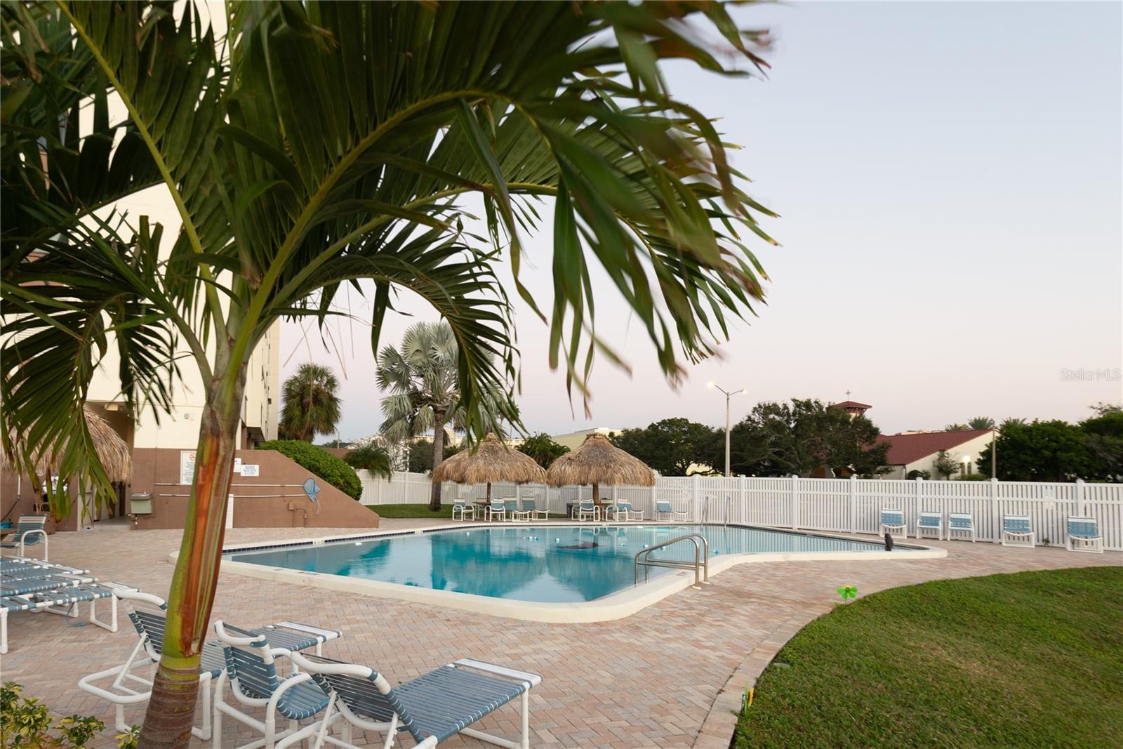 DOLPHIN COVE CLEARWATER - Residential Lease