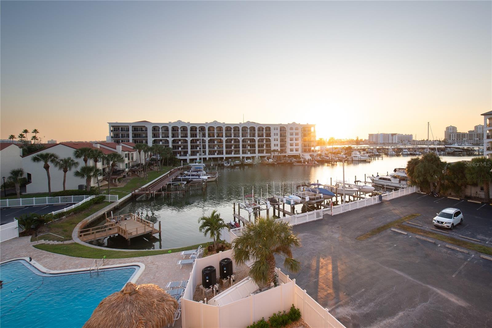 DOLPHIN COVE CLEARWATER - Residential Lease