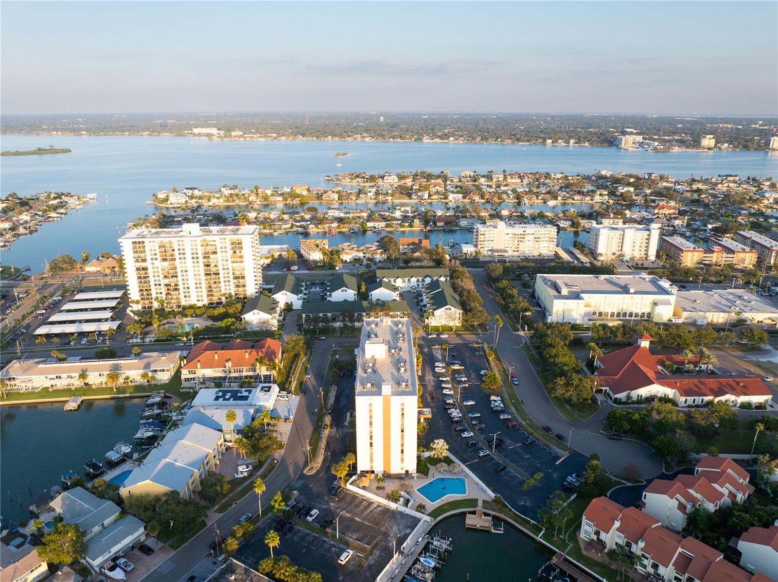 DOLPHIN COVE CLEARWATER - Residential Lease