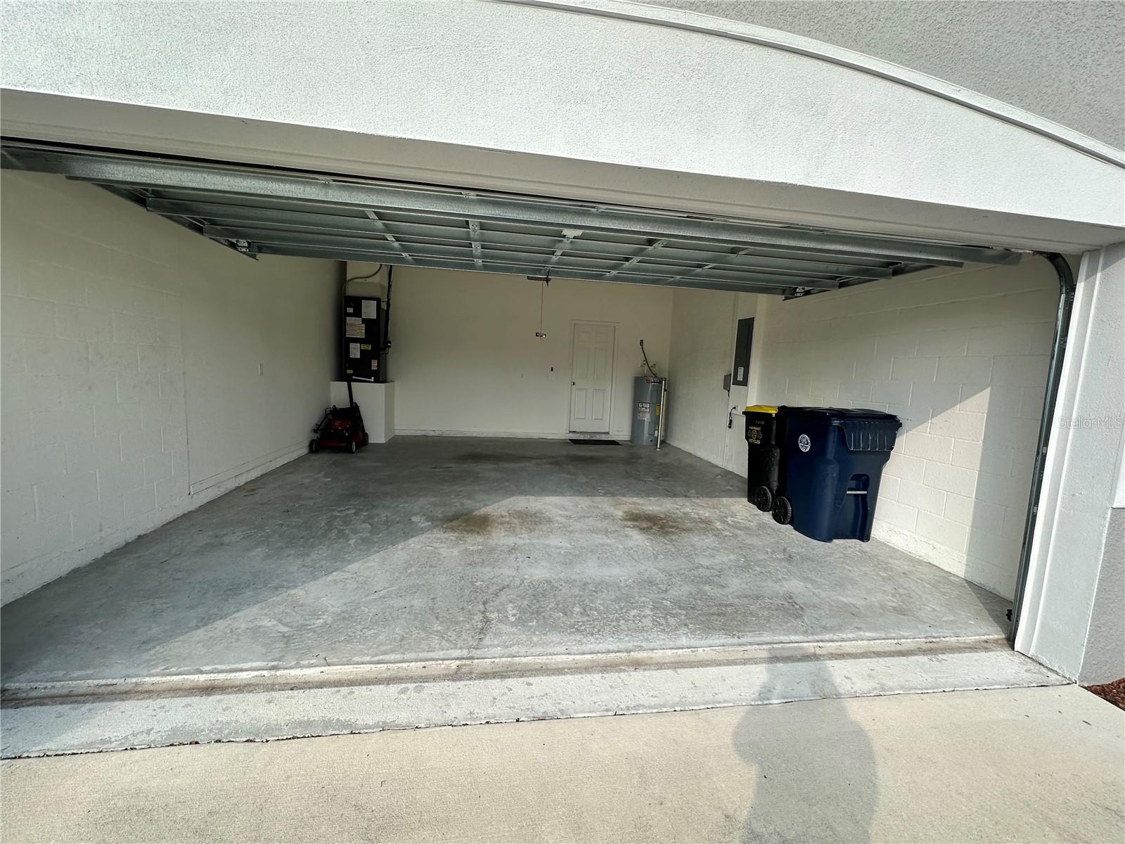 AUBURN COVE - Residential Lease