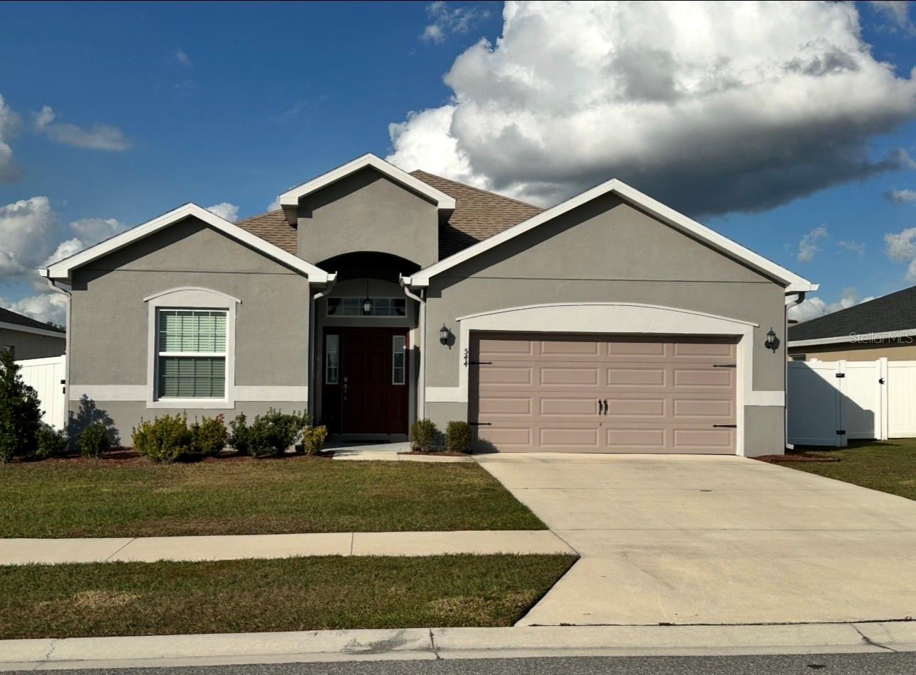AUBURN COVE - Residential Lease