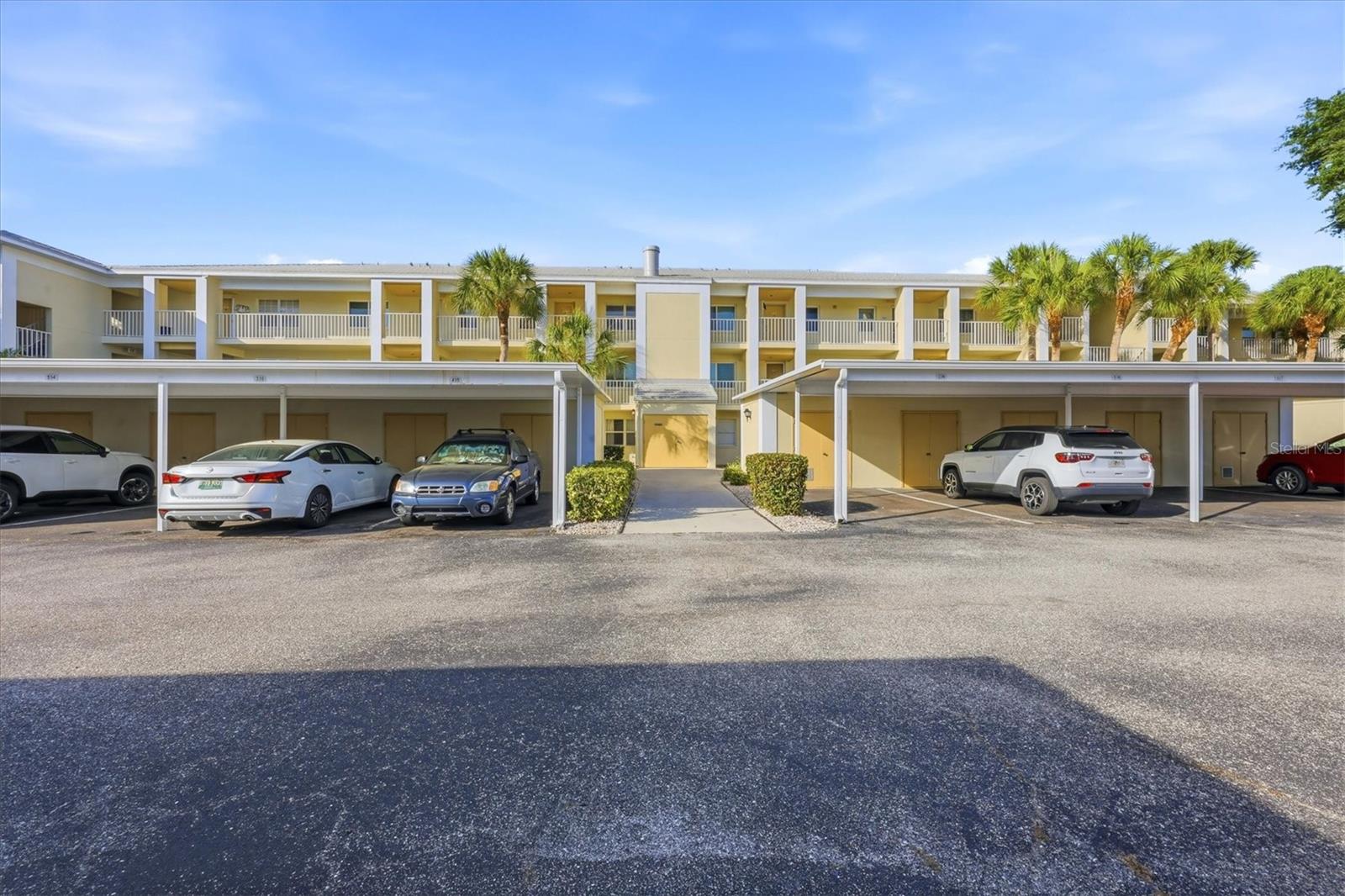 FARMINGTON VISTAS - Residential