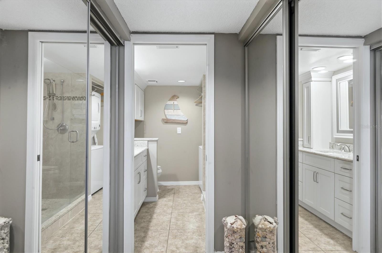 FARMINGTON VISTAS - Residential