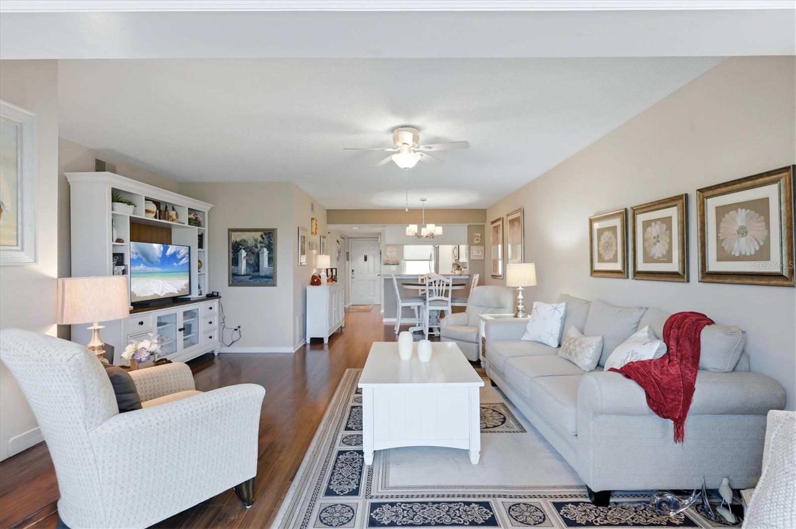 FARMINGTON VISTAS - Residential