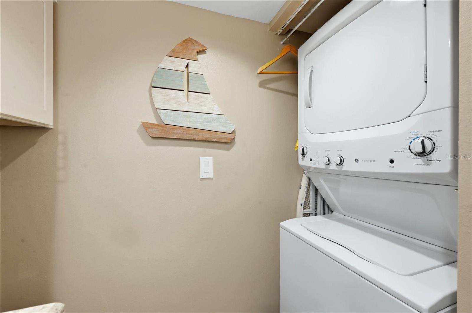 FARMINGTON VISTAS - Residential