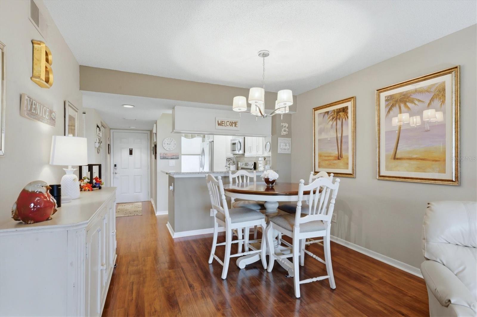 FARMINGTON VISTAS - Residential