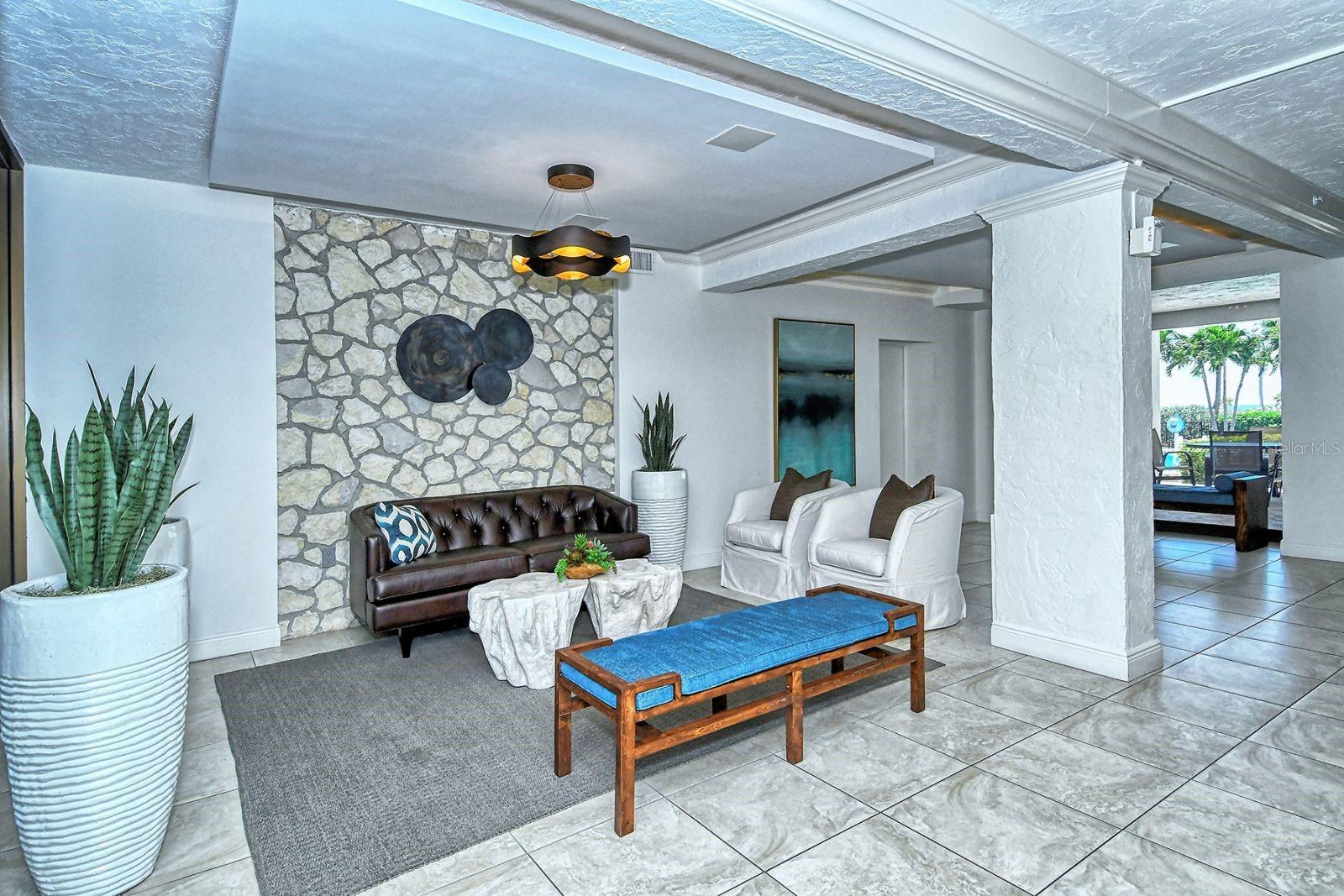 ST ARMANDS TOWERS NORTH - Residential