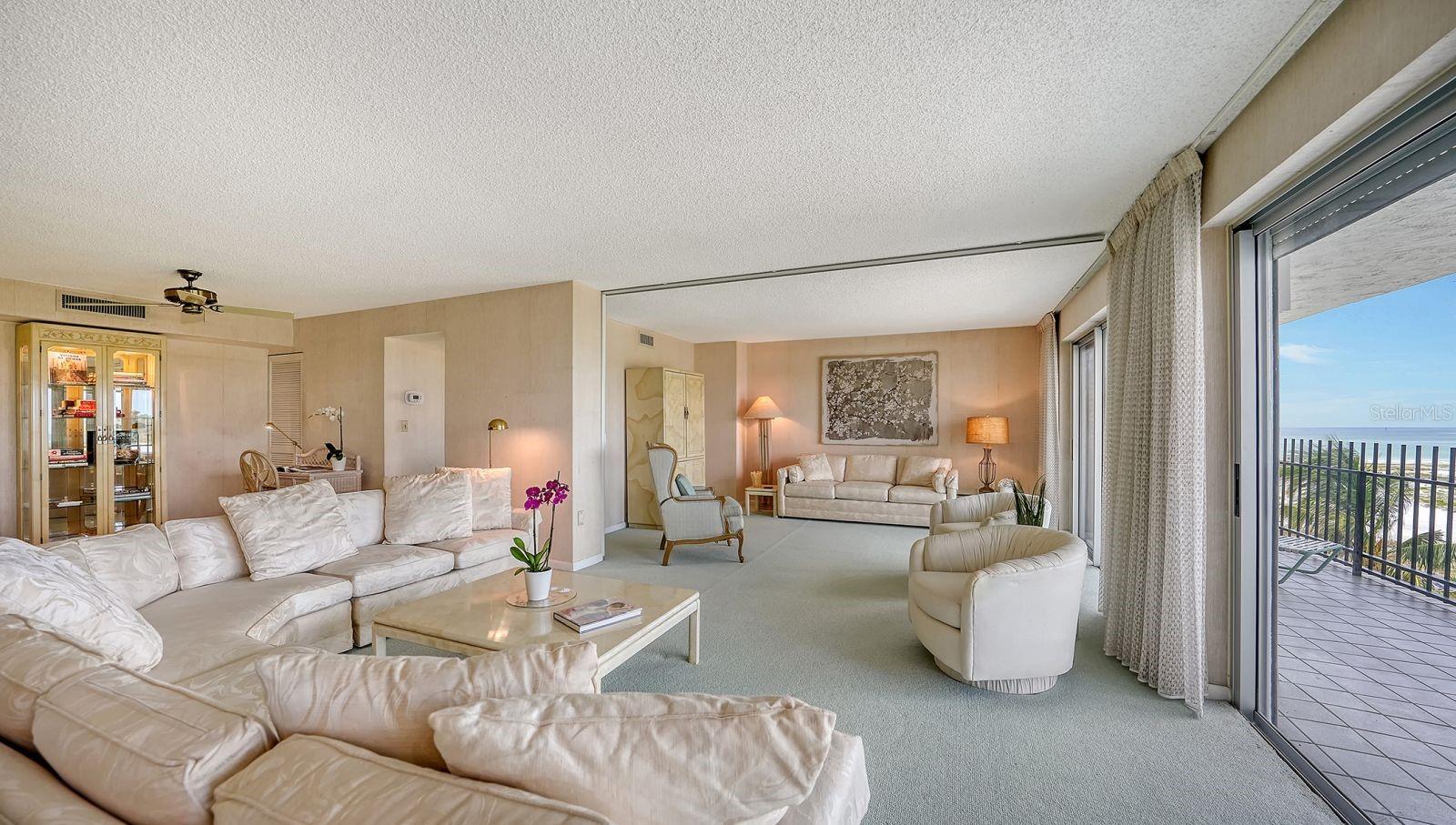 ST ARMANDS TOWERS NORTH - Residential