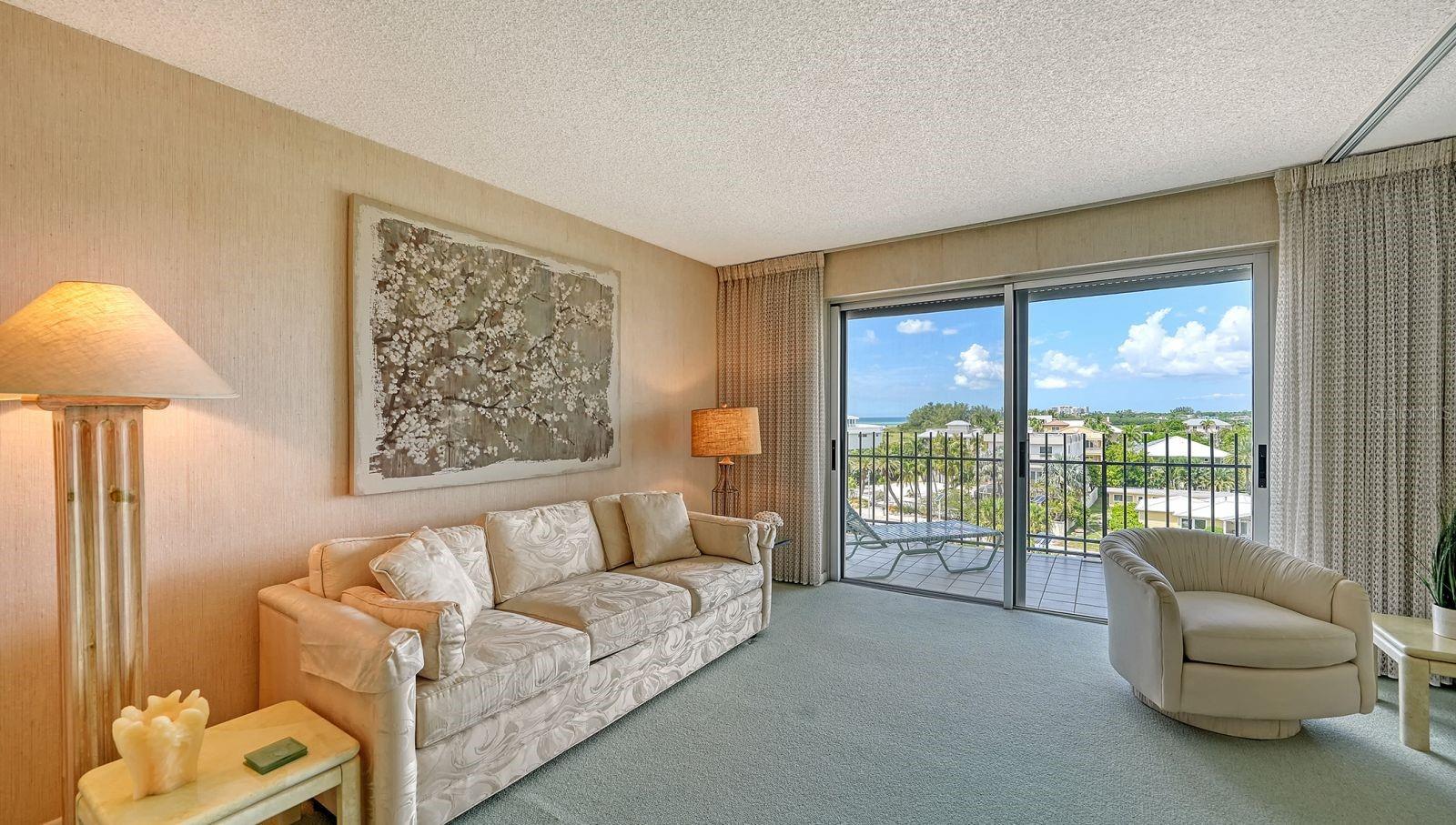 ST ARMANDS TOWERS NORTH - Residential