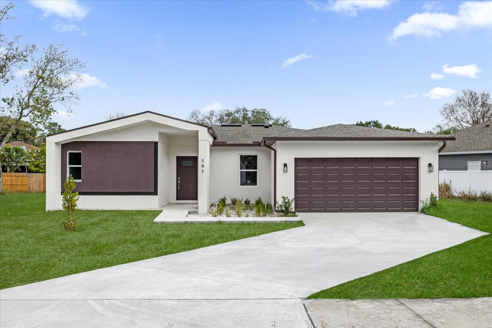 501 DEAN CREEK LANE