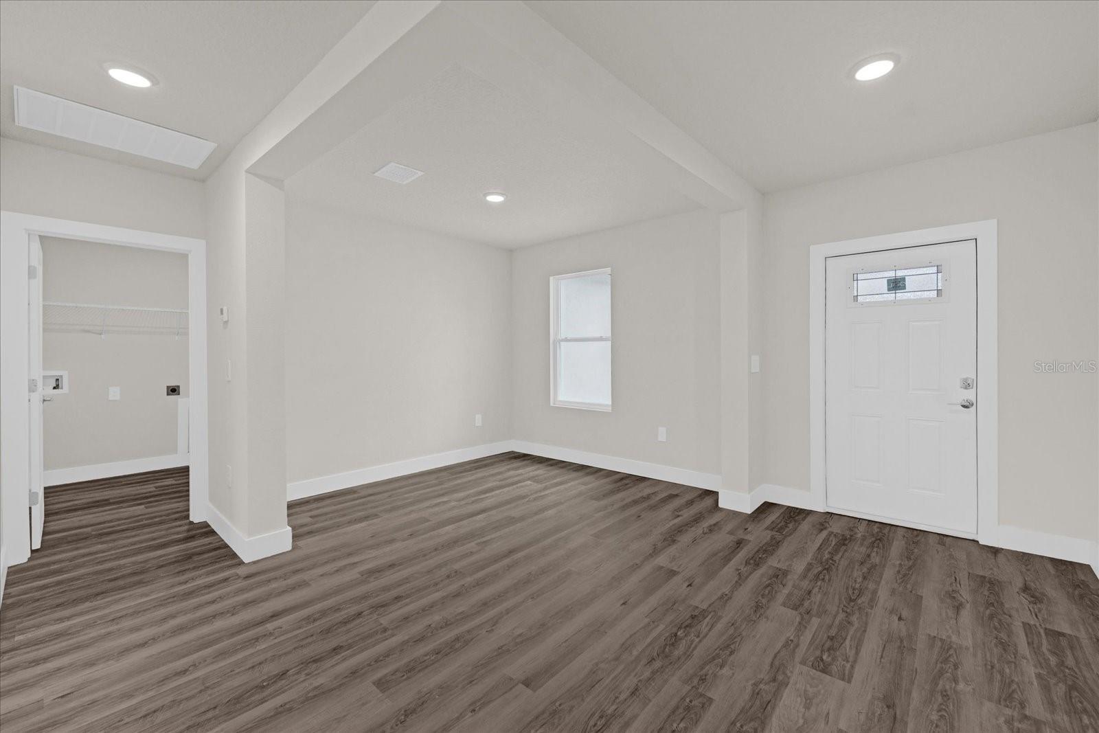 501 DEAN CREEK LANE