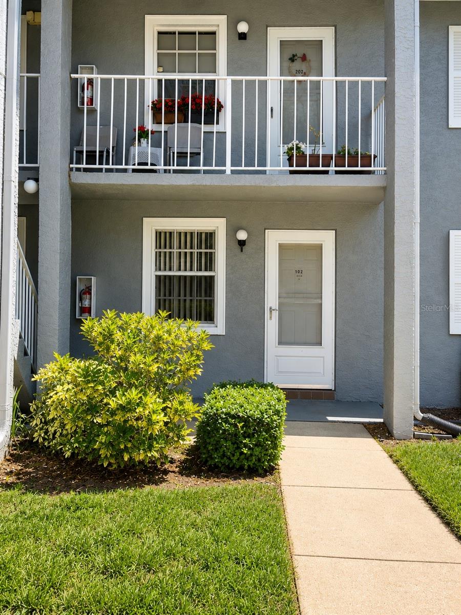 1420 OAK HILL DRIVE 102