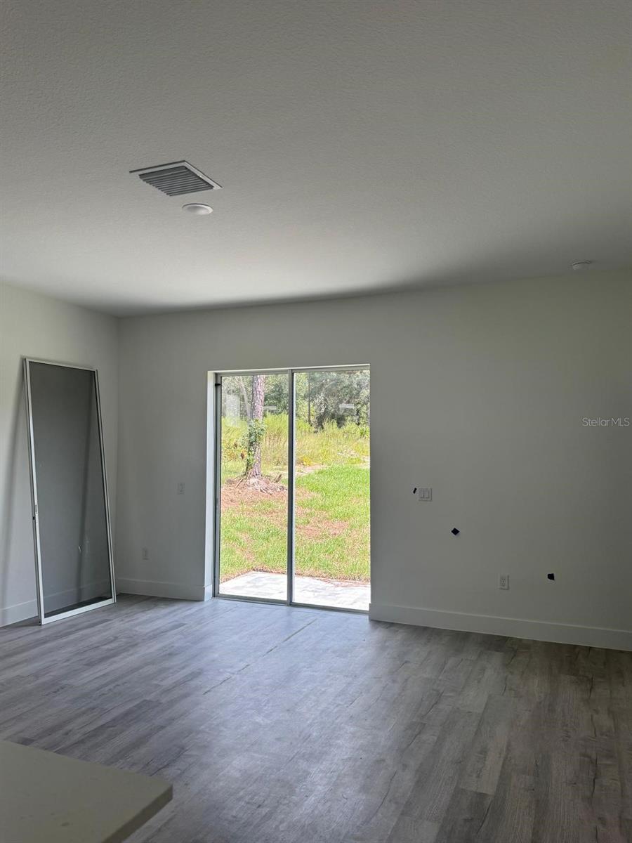 CITRUS SPGS UNIT 01 - Residential Lease