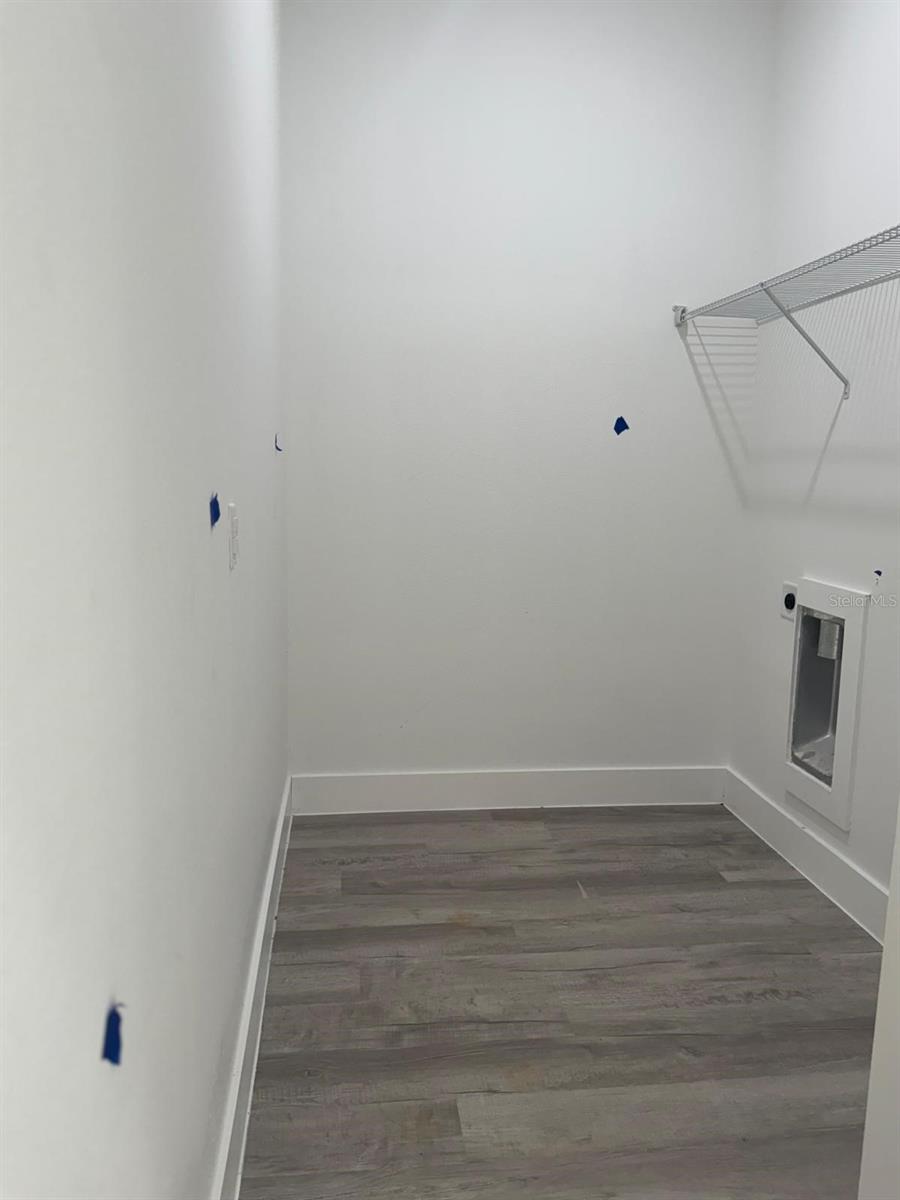 CITRUS SPGS UNIT 01 - Residential Lease