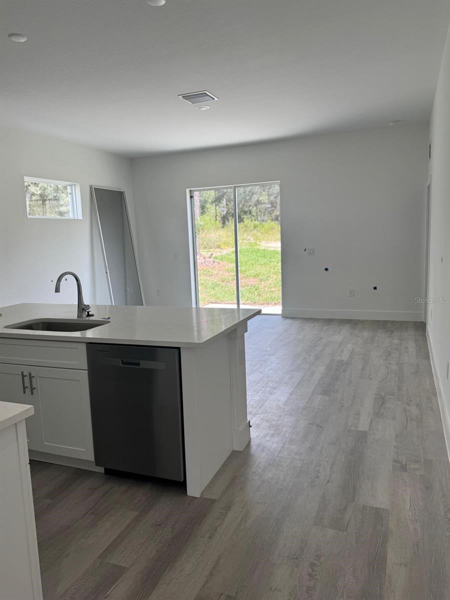 CITRUS SPGS UNIT 01 - Residential Lease