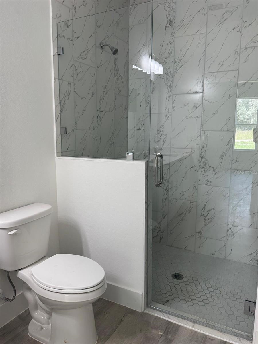 CITRUS SPGS UNIT 01 - Residential Lease