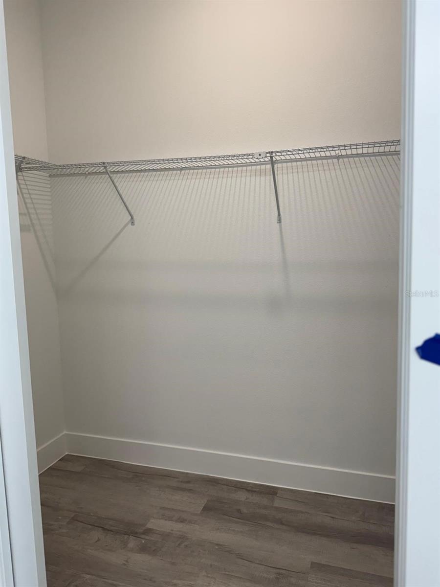 CITRUS SPGS UNIT 01 - Residential Lease