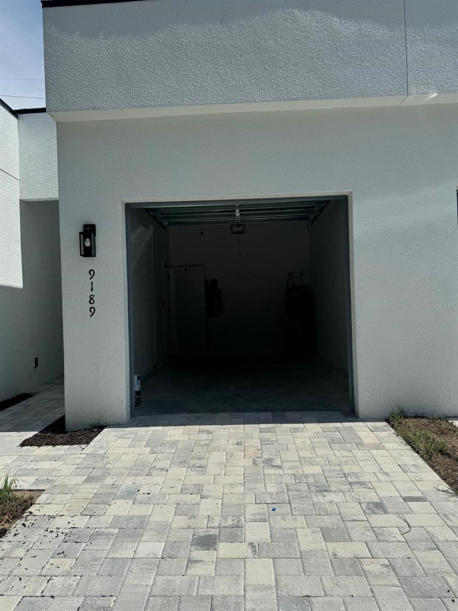 CITRUS SPGS UNIT 01 - Residential Lease