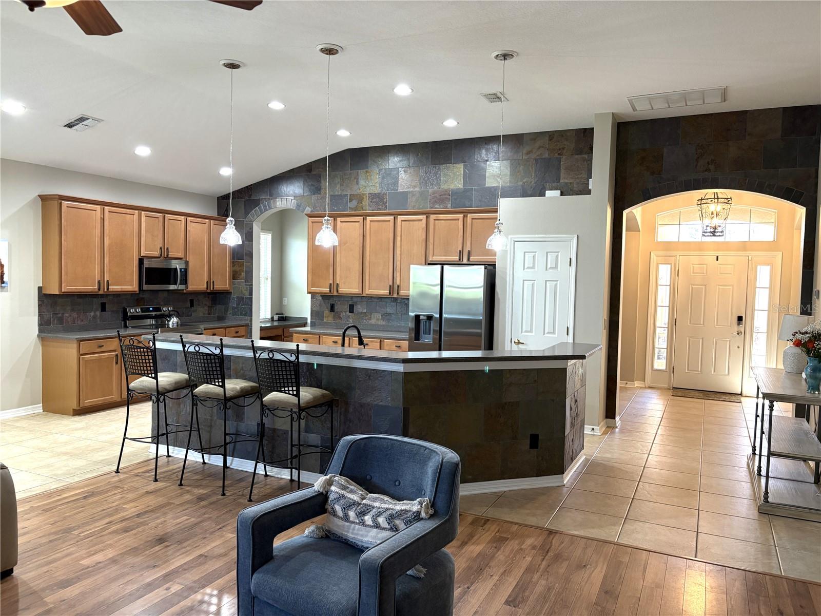 RIVER PLANTATION PH I - Residential Lease