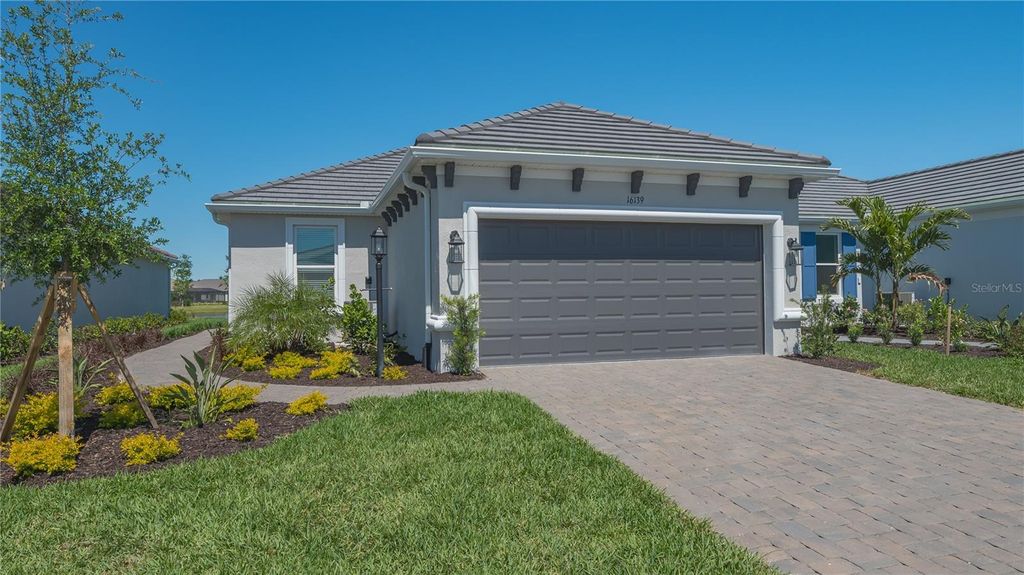 Photo of 16139 Isola Place, Bradenton, FL 34211 (MLS # A4682666)