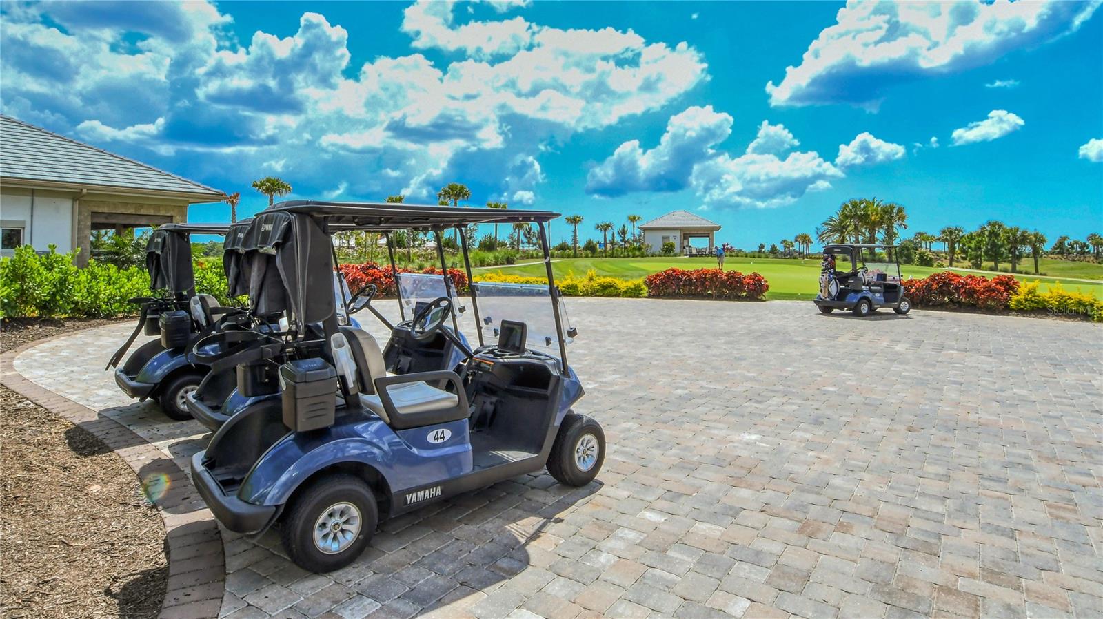 ESPLANADE AT AZARIO - Residential Lease