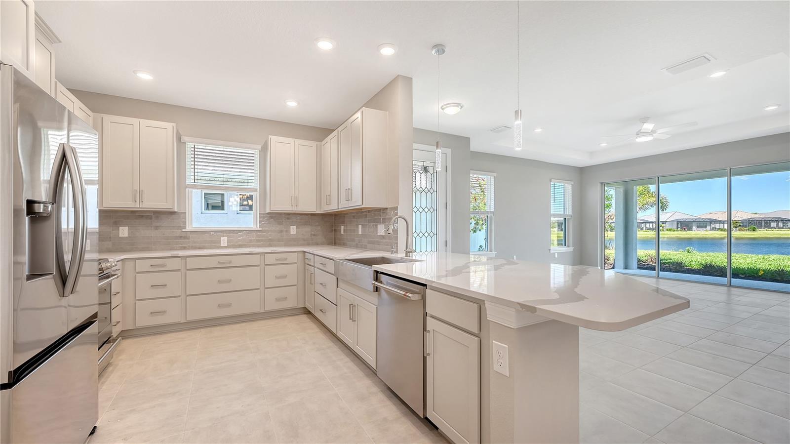 ESPLANADE AT AZARIO - Residential Lease