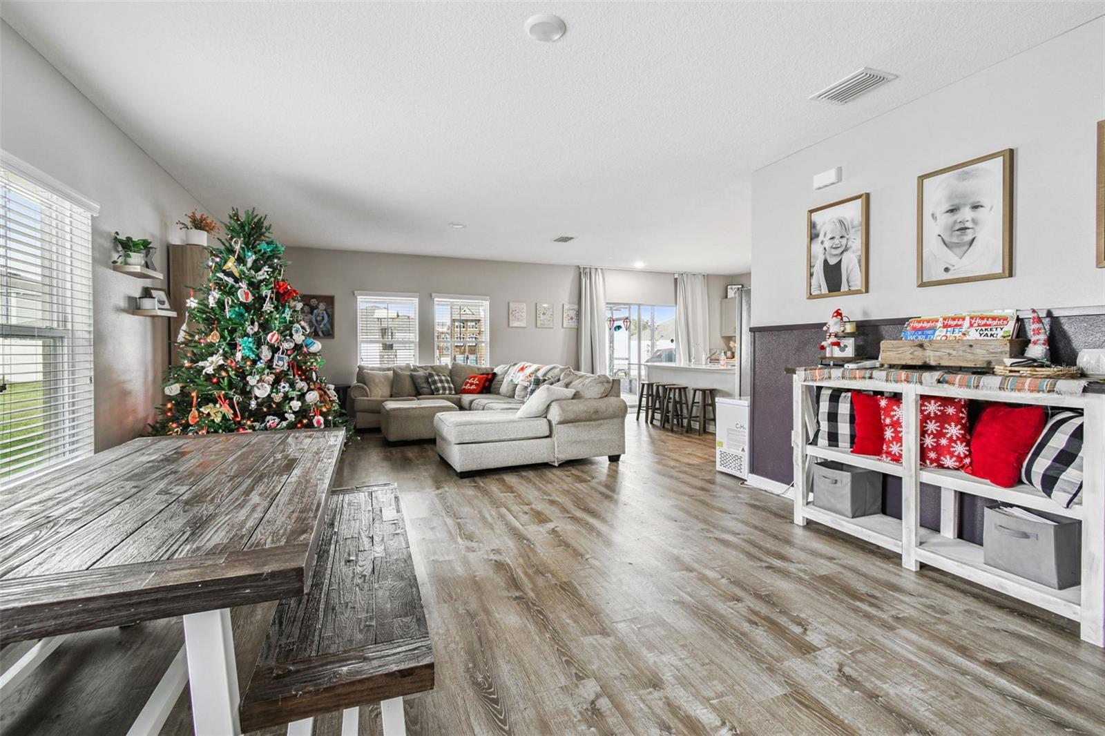 TRIPLE CRK PH 4 VILLAGE I - Residential