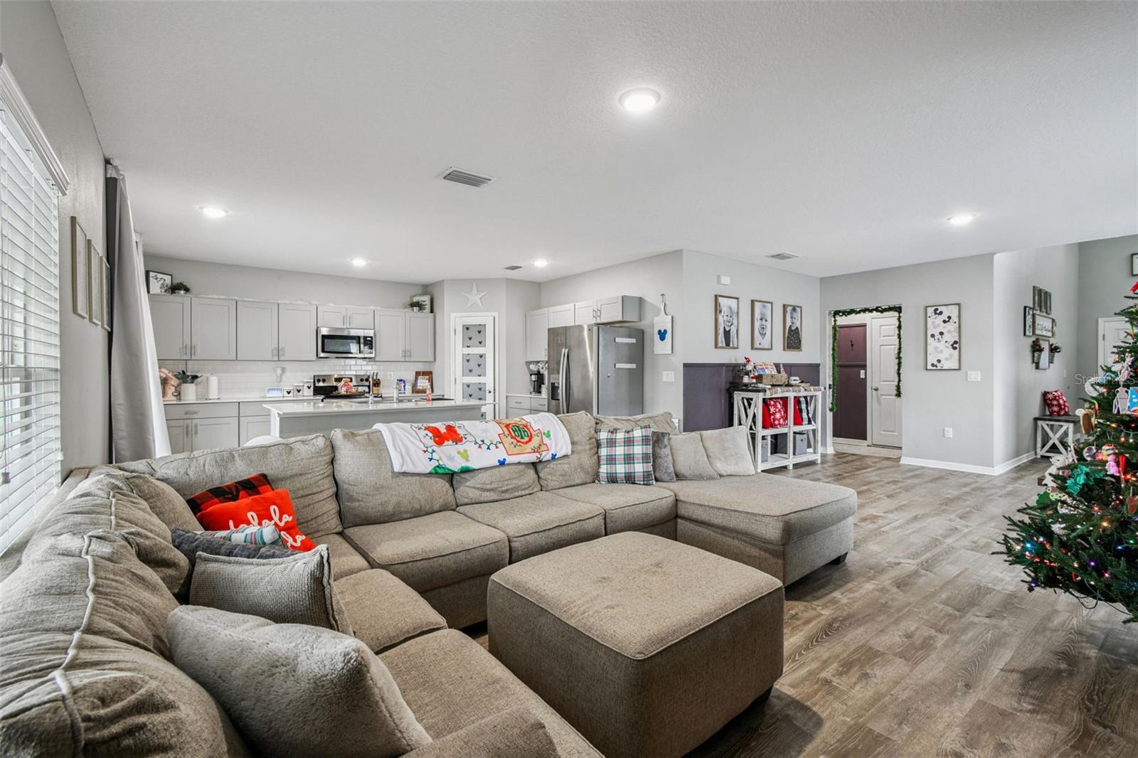 TRIPLE CRK PH 4 VILLAGE I - Residential