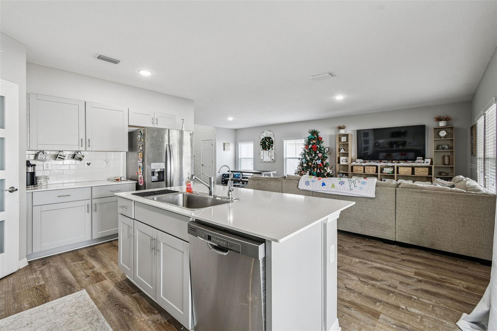 TRIPLE CRK PH 4 VILLAGE I - Residential