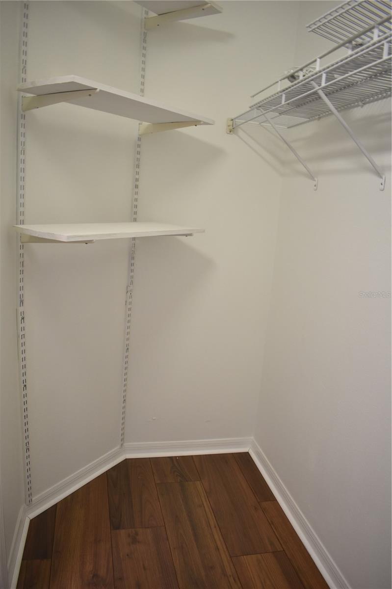 JAMESON CONDO - Residential