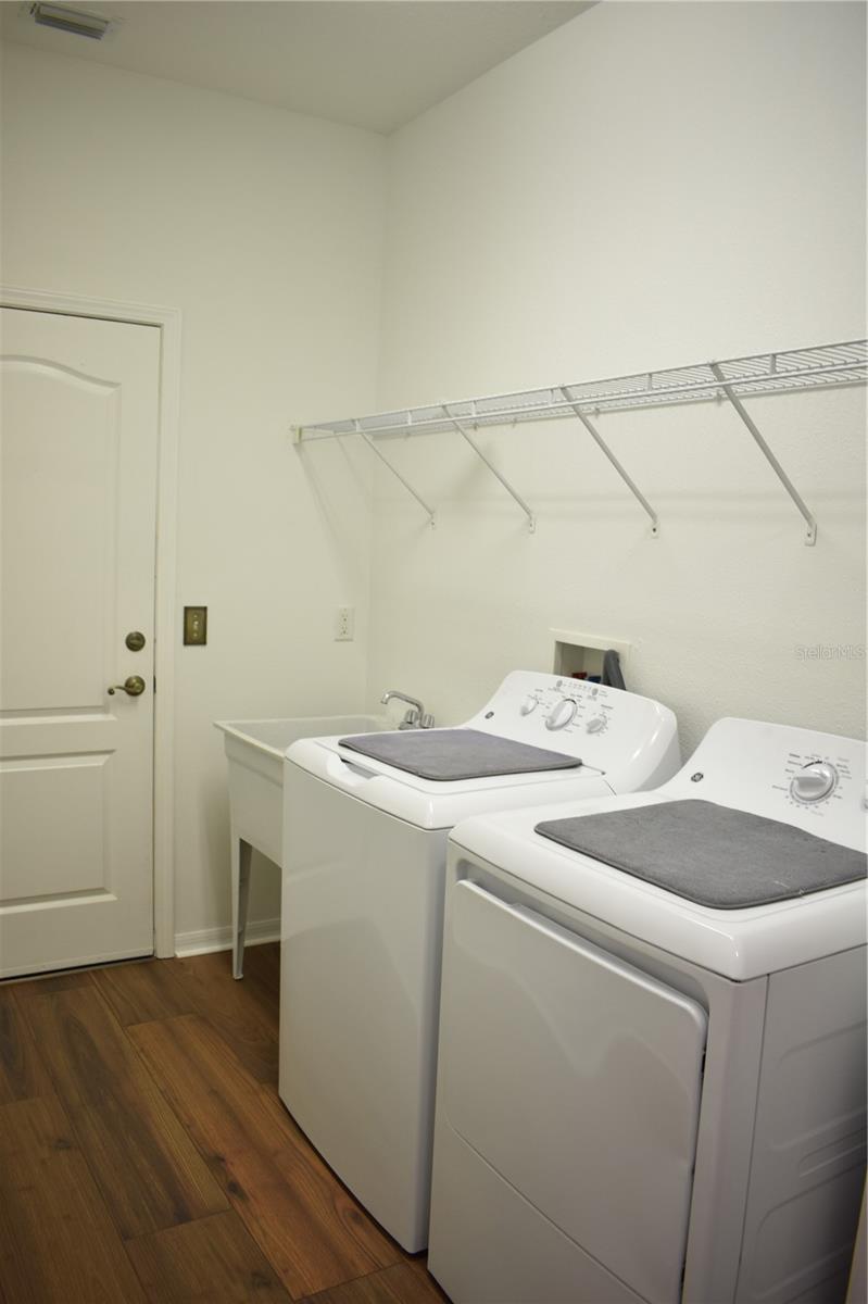 JAMESON CONDO - Residential