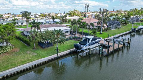 A home in LONGBOAT KEY