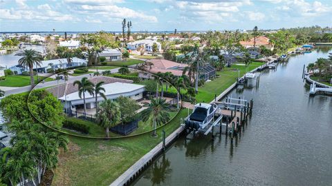 A home in LONGBOAT KEY