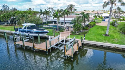 A home in LONGBOAT KEY