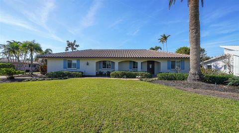 A home in LONGBOAT KEY