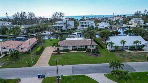 A home in LONGBOAT KEY