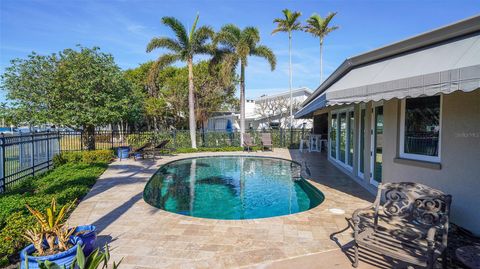 A home in LONGBOAT KEY