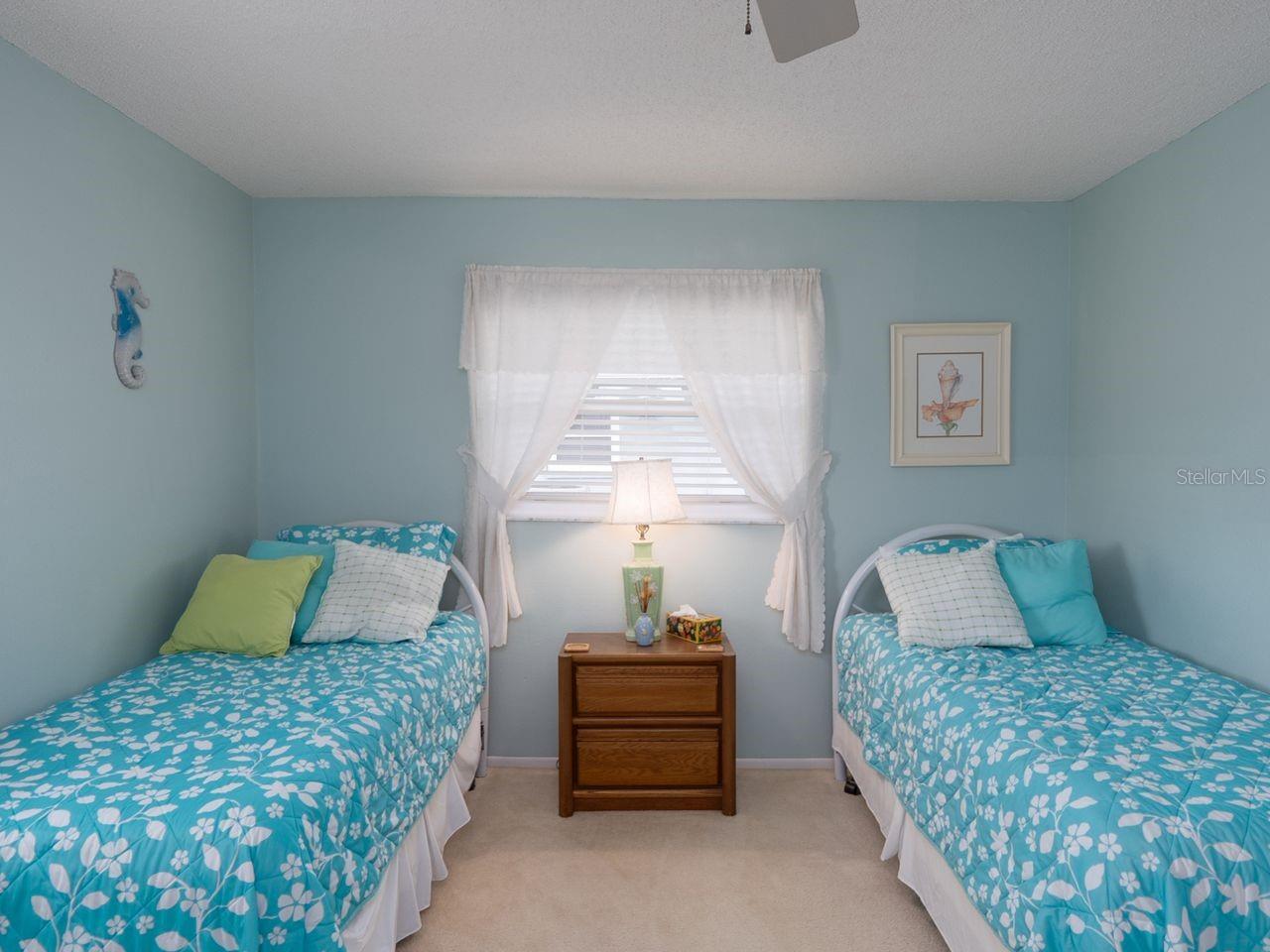 ENGLEWOOD ISLES SUB - Residential