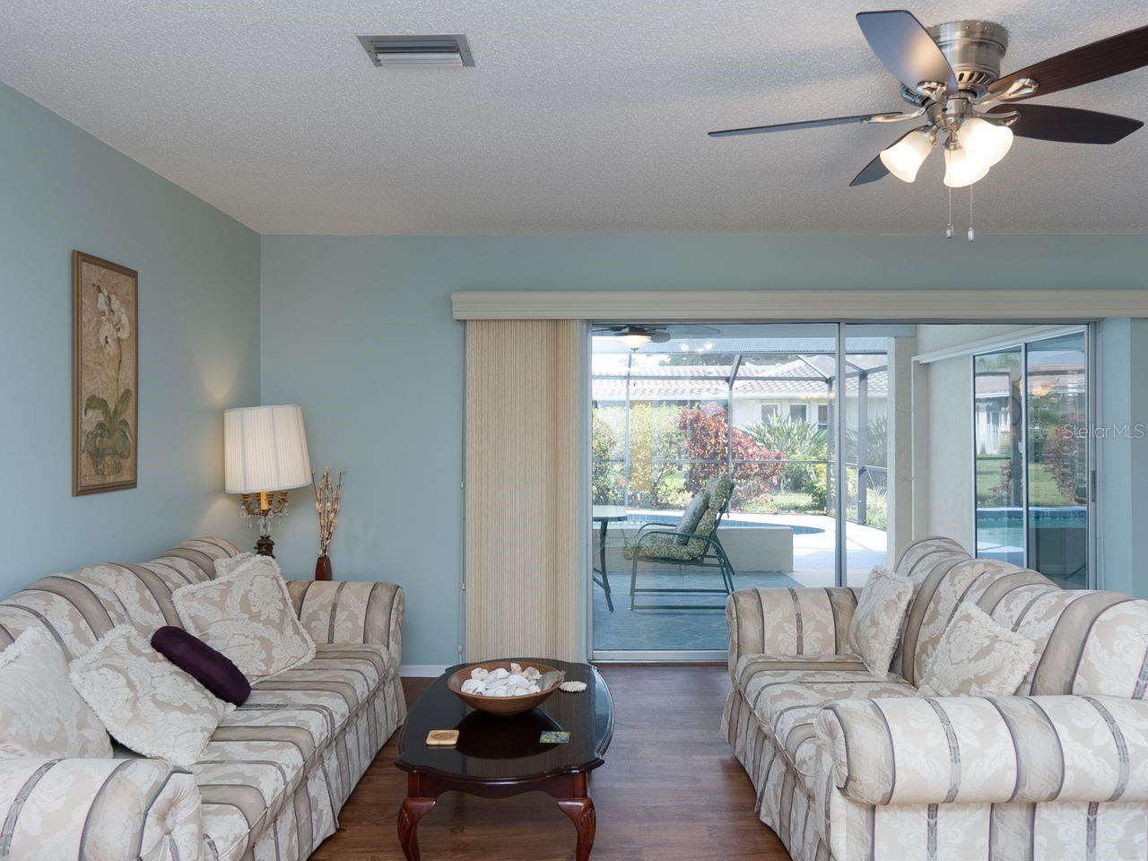 ENGLEWOOD ISLES SUB - Residential