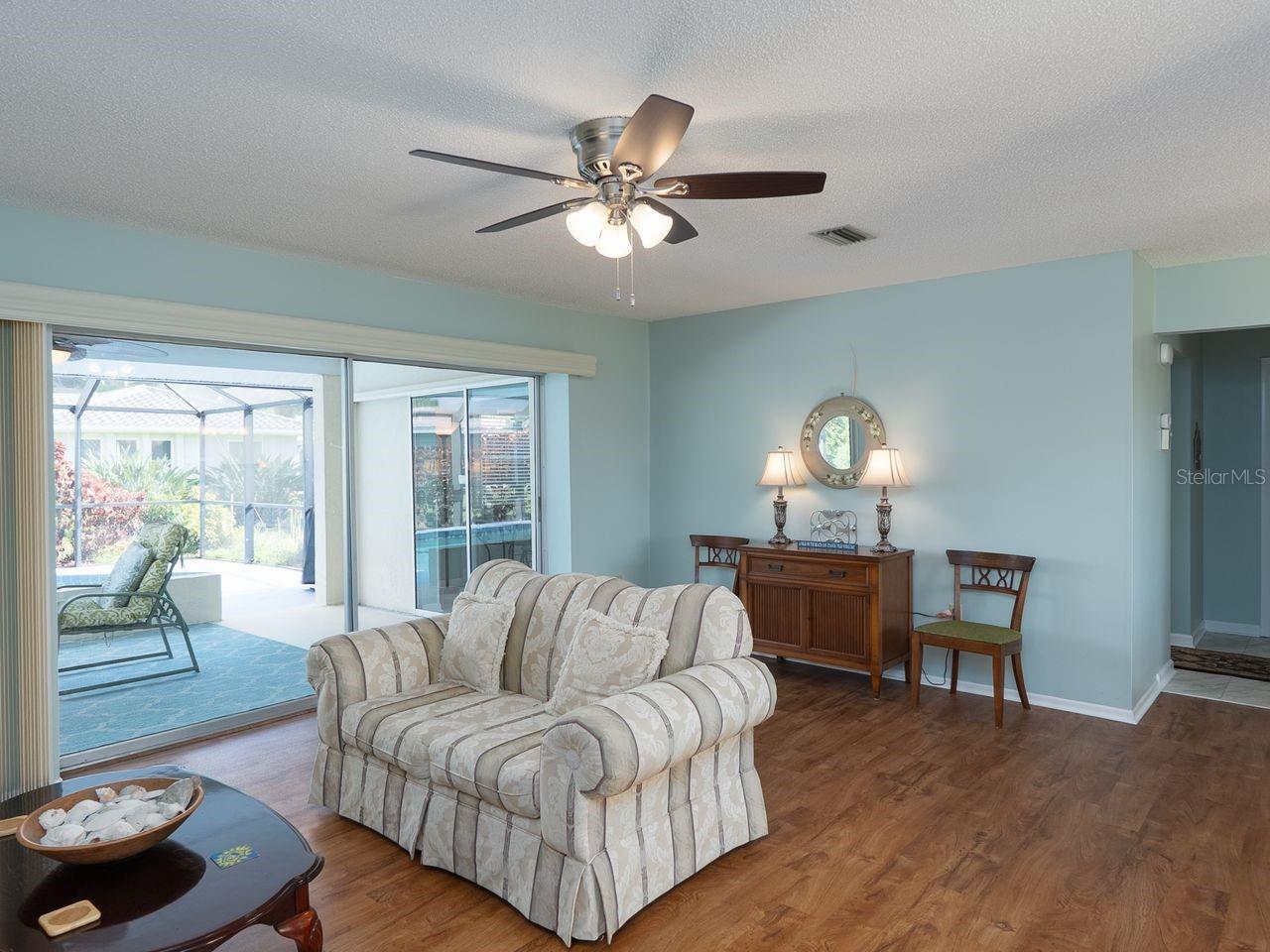 ENGLEWOOD ISLES SUB - Residential