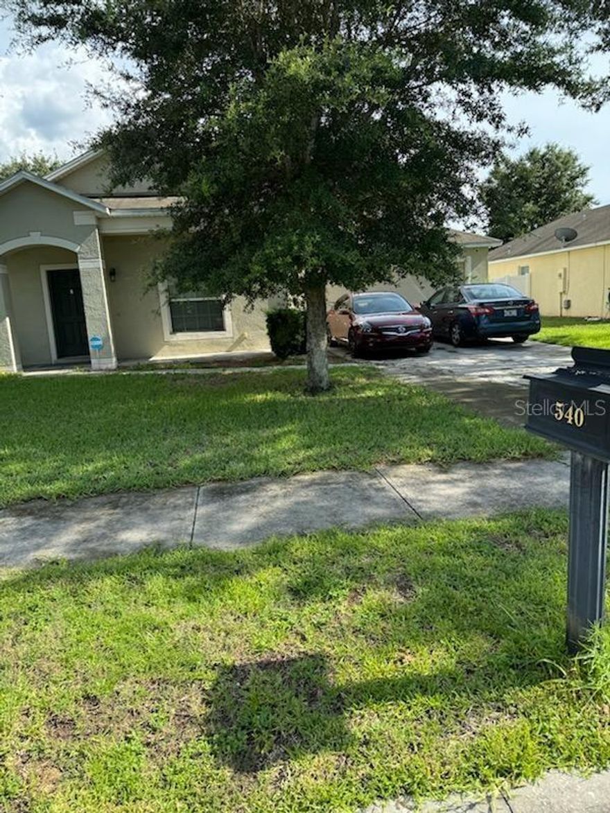 Short Sale. ****Short Sale.**** Spacious 3-bedroom, 2-bath home on a corner lot in Clayton Estates in Apopka, offering approximately 2,158 square feet of living space. The flexible layout includes a bonus room that could serve as a fourth bedroom with the addition of a closet, plus a home office or den and a formal dining area.

The kitchen features stainless steel appliances, ample counter space, and plenty of cabinetry, opening to a comfortable living area. The split floor plan provides privacy; the primary suite features a walk-in closet and an en-suite bath with a separate tub and shower. Two additional bedrooms share a full bathroom.

Conveniently located near shopping, dining, the Apopka Recreation Complex, major highways, and popular outdoor destinations including Wekiva Springs State Park and the West Orange Trail.