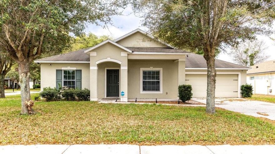 Short Sale. ****Short Sale. All offers must be approved by the lender**** Spacious 3-bedroom, 2-bath home on a corner lot in Clayton Estates in Apopka, offering approximately 2,158 square feet of living space. The flexible layout includes a bonus room that could serve as a fourth bedroom with the addition of a closet, plus a home office or den and a formal dining area.

The kitchen features stainless steel appliances, ample counter space, and plenty of cabinetry, opening to a comfortable living area. The split floor plan provides privacy; the primary suite features a walk-in closet and an en-suite bath with a separate tub and shower. Two additional bedrooms share a full bathroom.

Conveniently located near shopping, dining, the Apopka Recreation Complex, major highways, and popular outdoor destinations including Wekiva Springs State Park and the West Orange Trail.  Important note: The HVAC system is currently not operational, and has already been factored into the asking price.