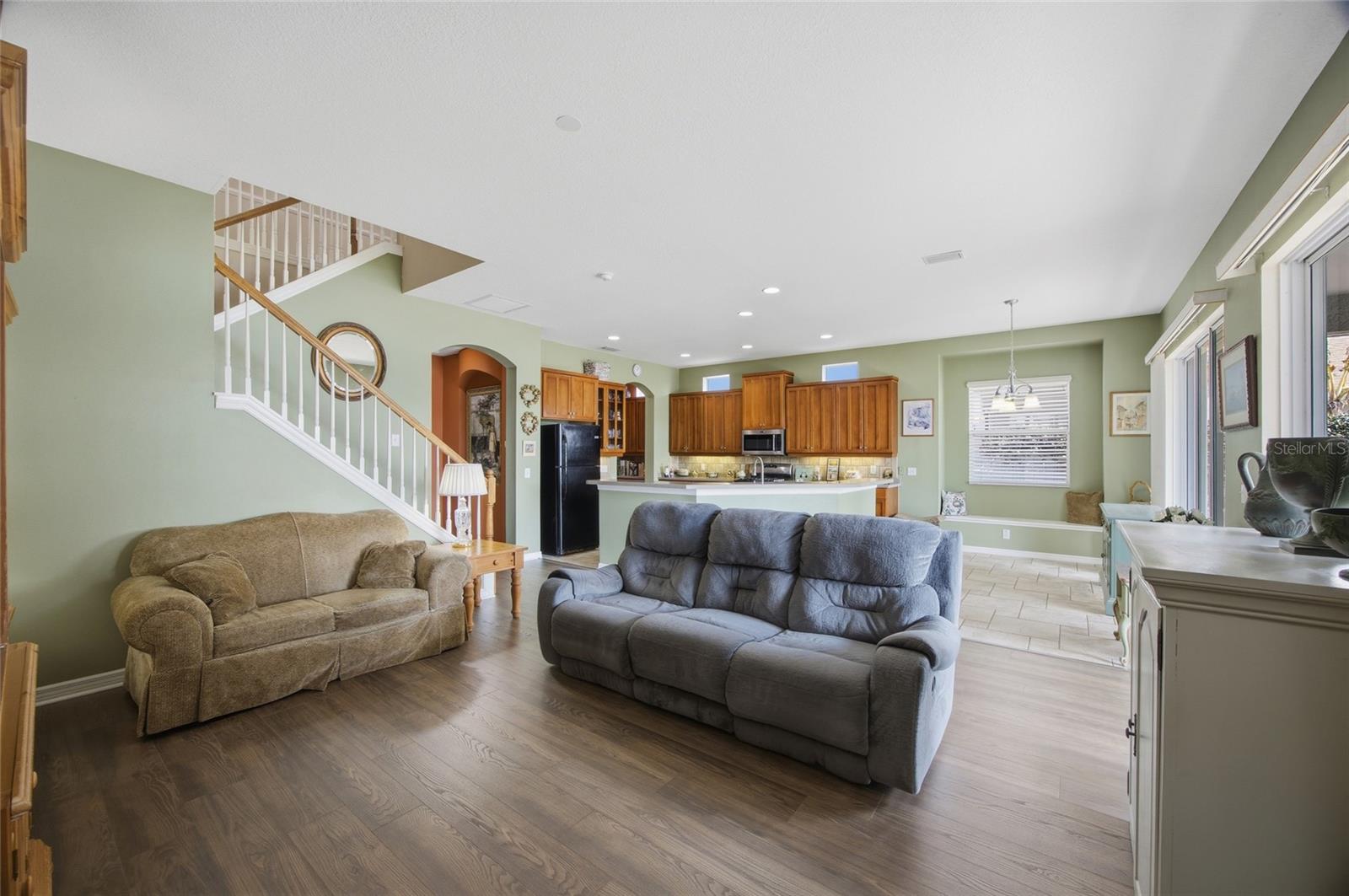 REFLECTIONS PH 1 - Residential